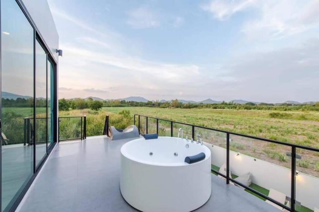 Tantawan Poolvilla Hua Hin